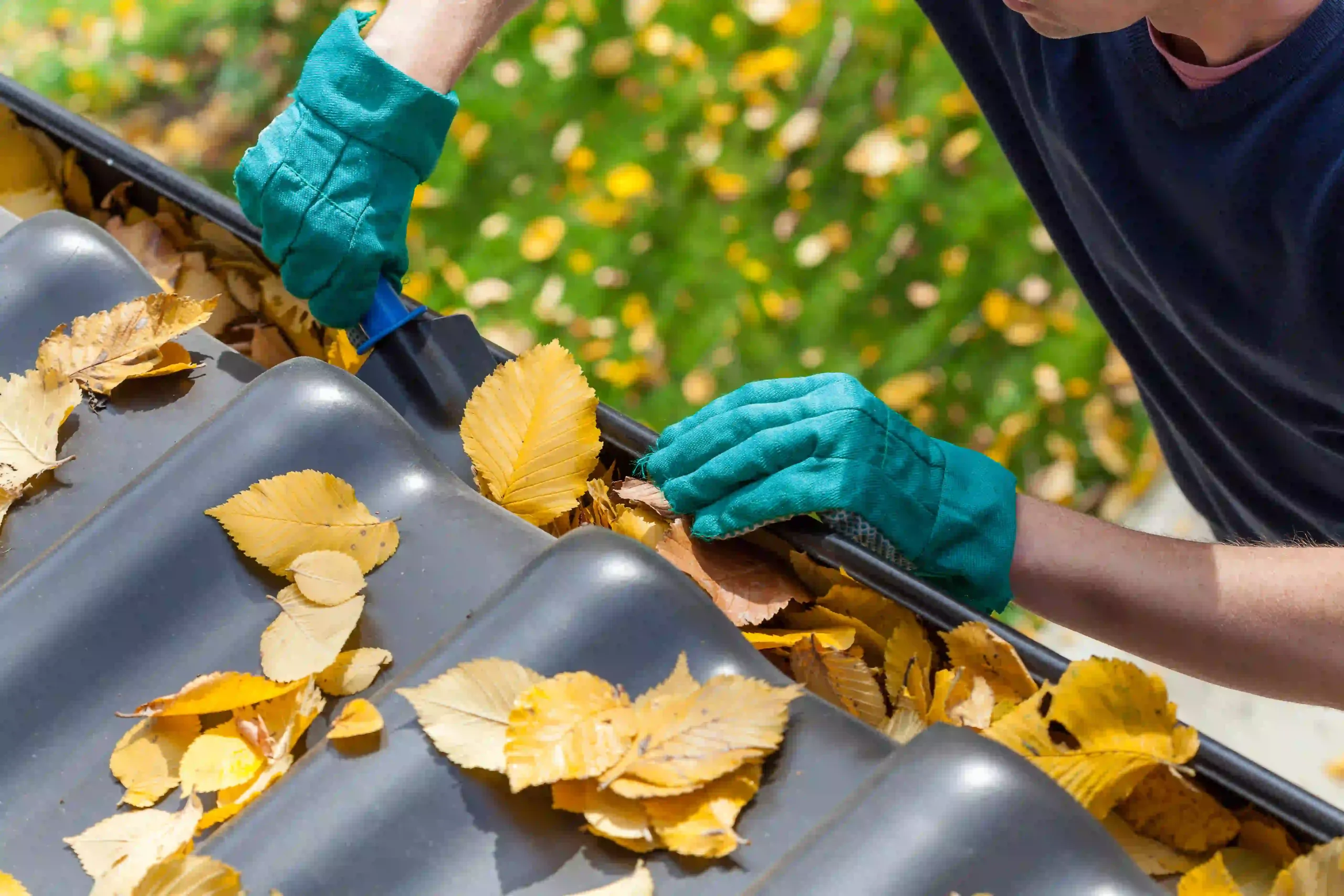 Gutter cleaning service — Roldan Landscaping Connecticut